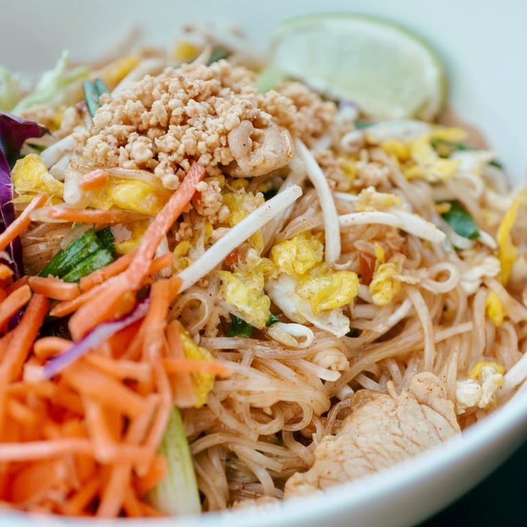 Delicious Pad Thai Experience